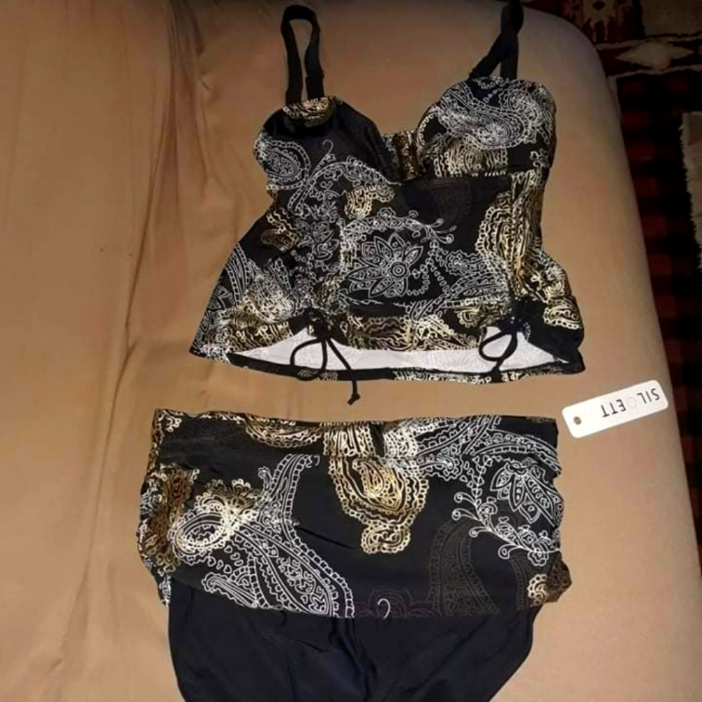 SILOETT size 14 bathing suit